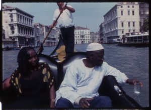 Cousin, cousine 2 Mariama e Damouré sul Canal Grande © Jocelyne Rouch